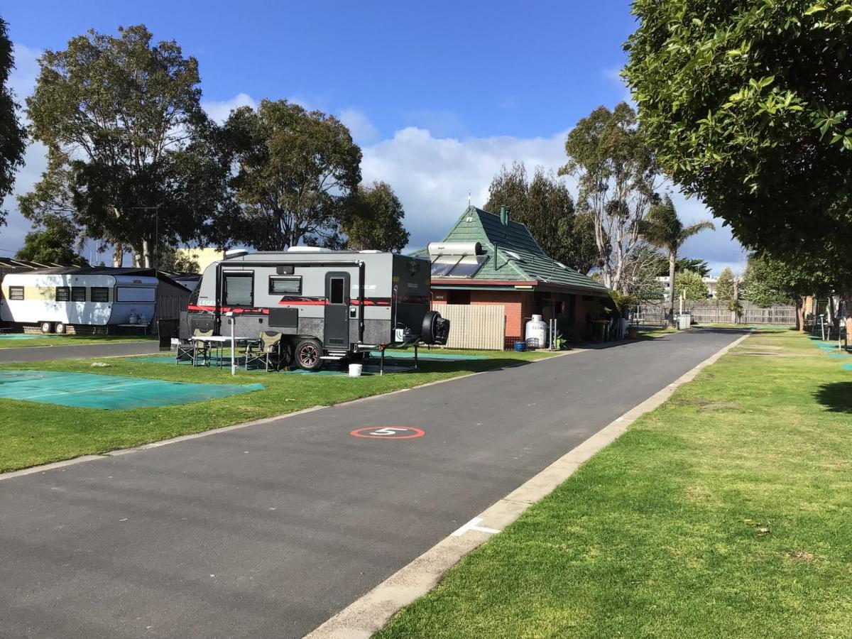 Hotel North Arm Tourist Park Lakes Entrance Exterior foto