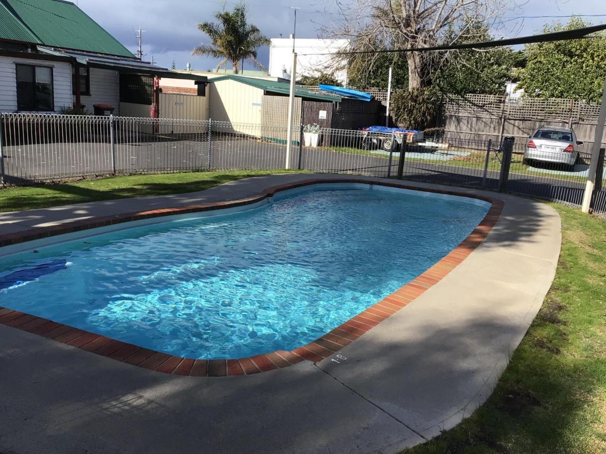 Hotel North Arm Tourist Park Lakes Entrance Exterior foto